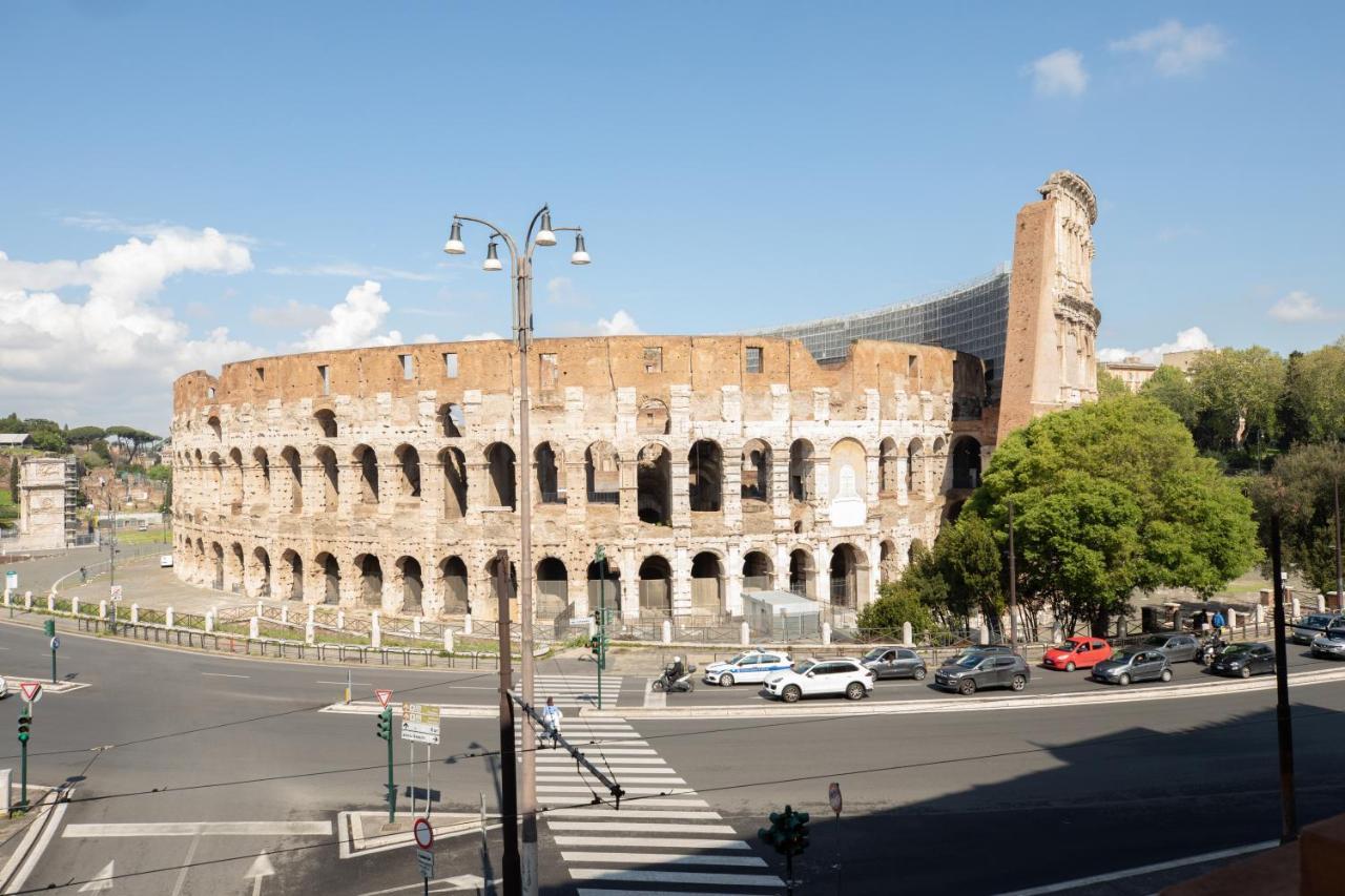 Iflat Unforgettable In Front Of Colosseum Roma Dış mekan fotoğraf